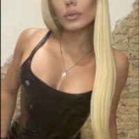 GUAPA VENEZOLANA EN TU CIUDAD