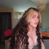 BELLA FEMENINA SOLO PARA HOMBRES SOLVENTES