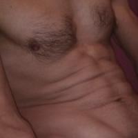 CHICO MORENO GUAPO BUEN CUERPO PARA MADURAS