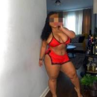 NOVEDAD MORENAZA VEN A COMER ESTE COÑITO CALIENTE